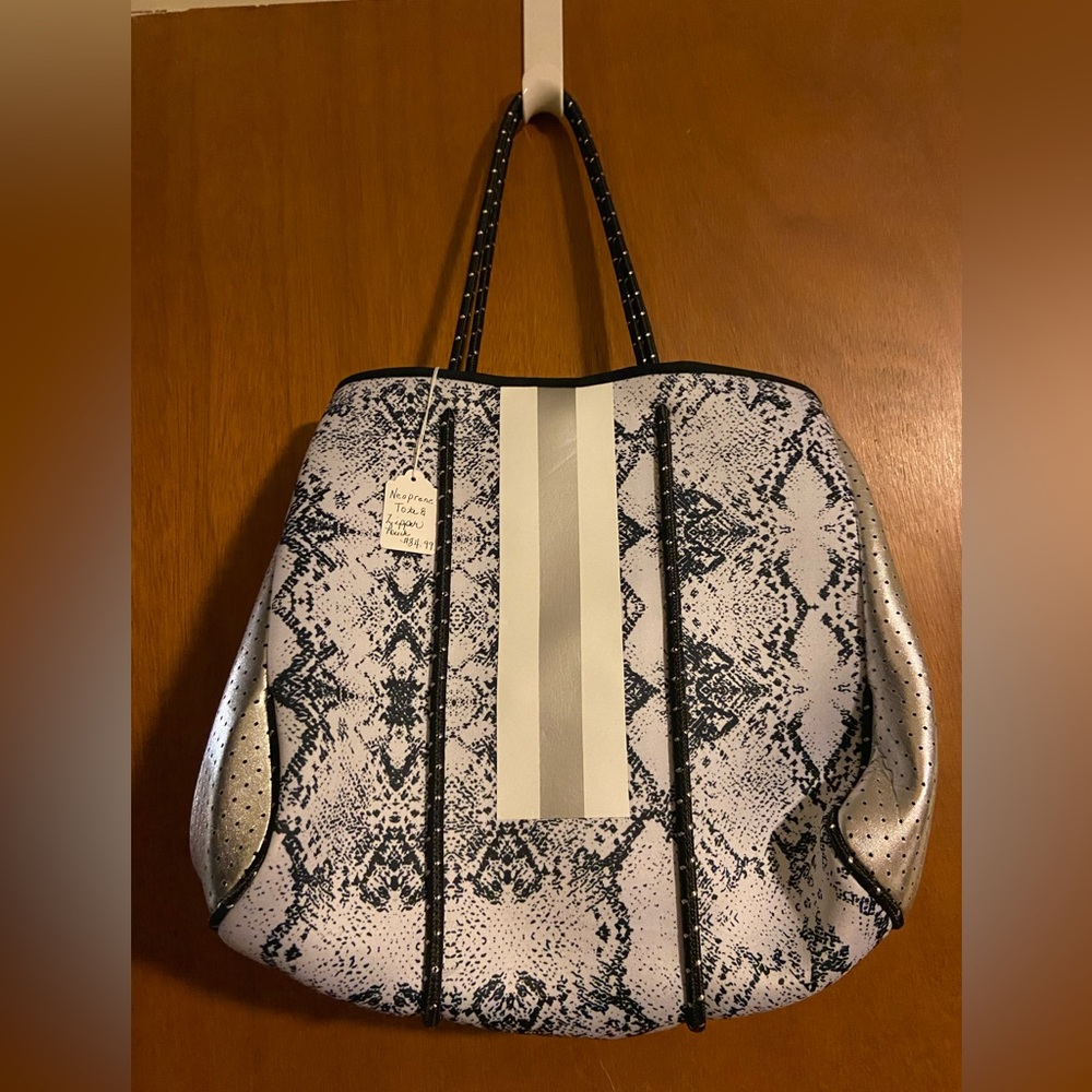 NWT Neoprene Tote
